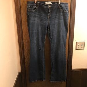 Torrid medium wash blue jeans size 18R